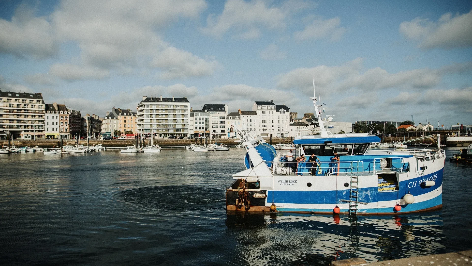 Girls in Cherbourg-en-Cotentin